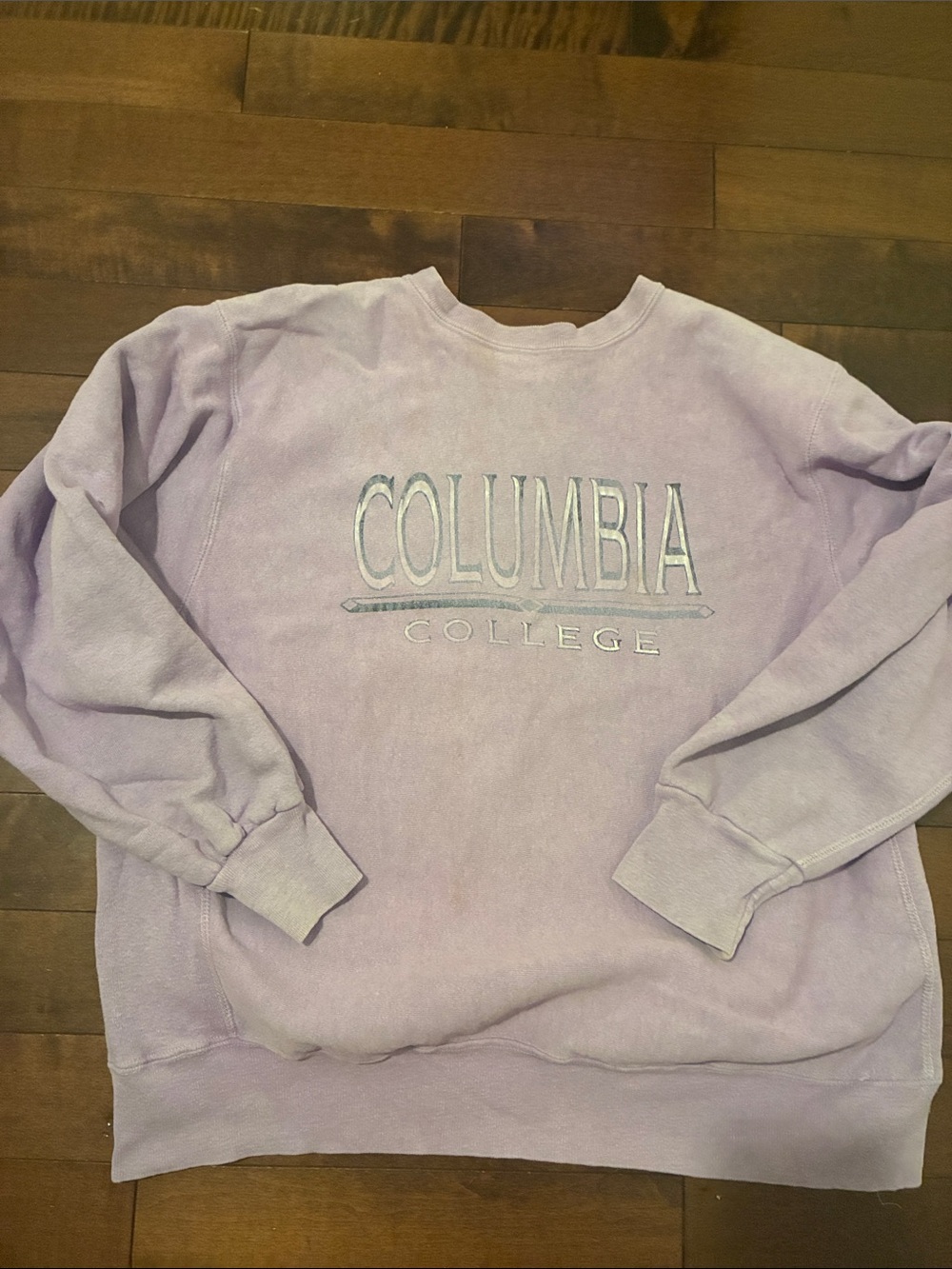 Vintage Columbia Lavender Crewneck Sweatshirt with College Logo.